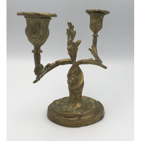 Lot de 2 chandeliers style windsor bougeoirs en métal argenté
